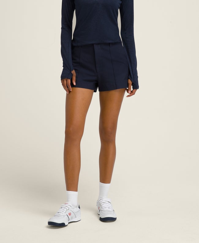 

Wilson Pintuck Short - Size 12