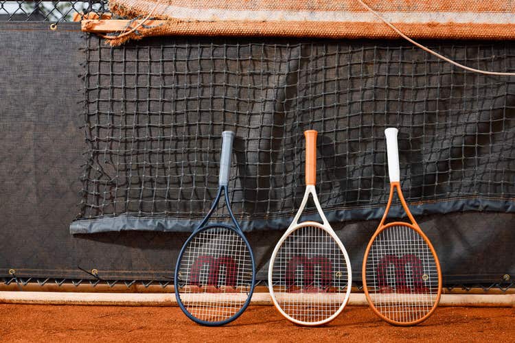 Wilson Roland-Garros 2025 tennis rackets on clay court
