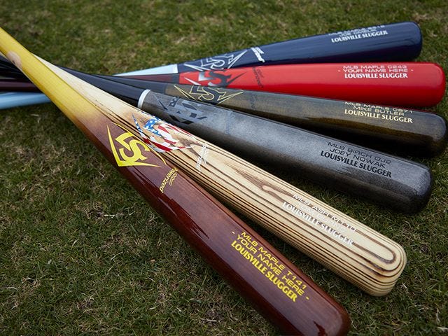 do they use wooden bats in mlb