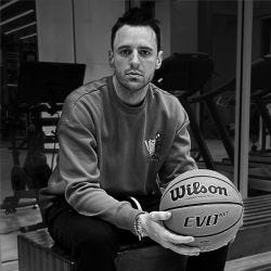 Basket bk store homme